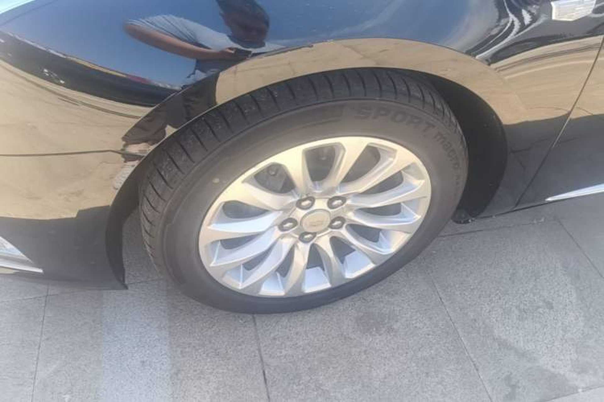 Used Cadillac XTS 2018 28T Elite Edition Left Front Wheel Hub