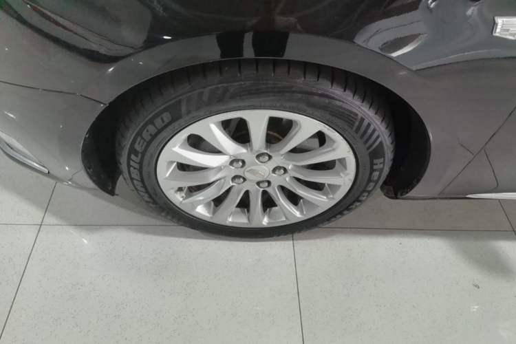 Used Cadillac XTS 2018 28T Elite Edition Left Front Wheel Hub