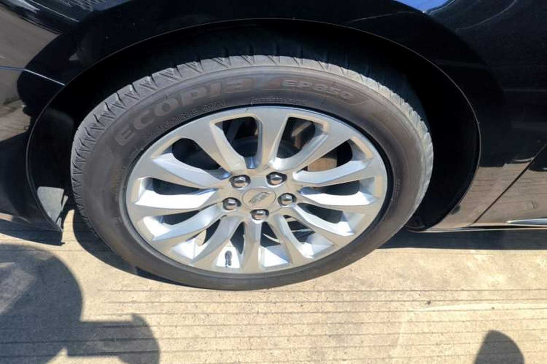Used Cadillac XTS 2018 28T Tech Edition Left Front Wheel Hub