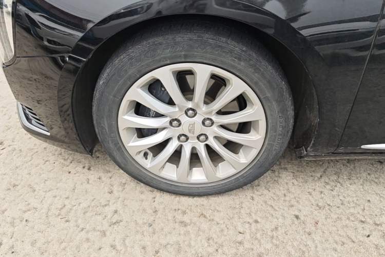 Used Cadillac XTS 2018 28T Tech Edition Left Front Wheel Hub