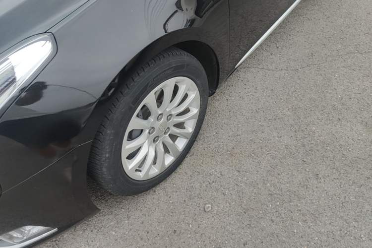 Used Cadillac XTS 2018 28T Elite Edition Left Front Wheel Hub