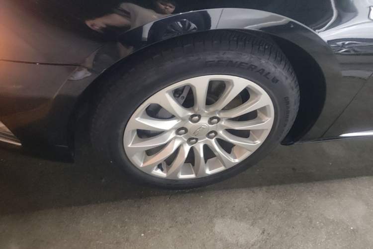 Used Cadillac XTS 2018 28T Elite Edition Left Front Wheel Hub