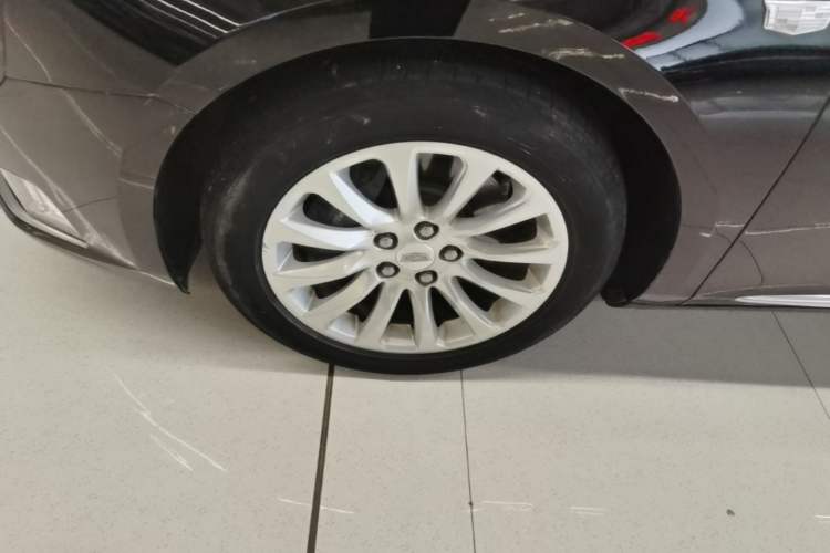 Used Cadillac XTS 2018 28T Elite Edition Left Front Wheel Hub