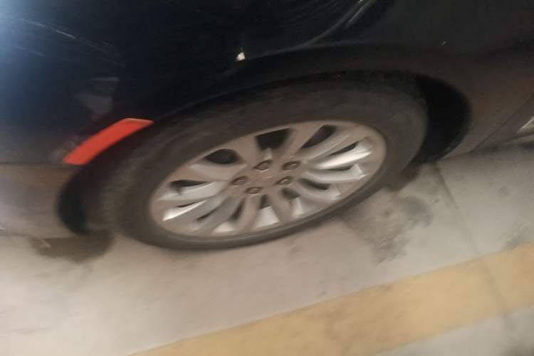 Used Cadillac XTS 2018 28T Tech Edition Left Front Wheel Hub