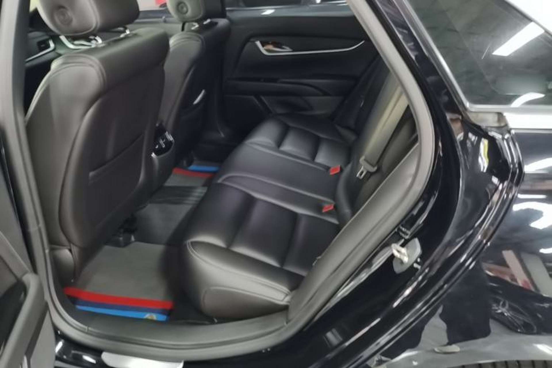 Used Cadillac XTS 2018 28T Tech Edition Left Rear Seat