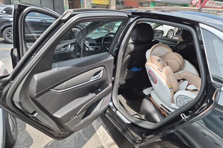 Used Cadillac XTS 2018 28T Tech Edition Left Rear Seat