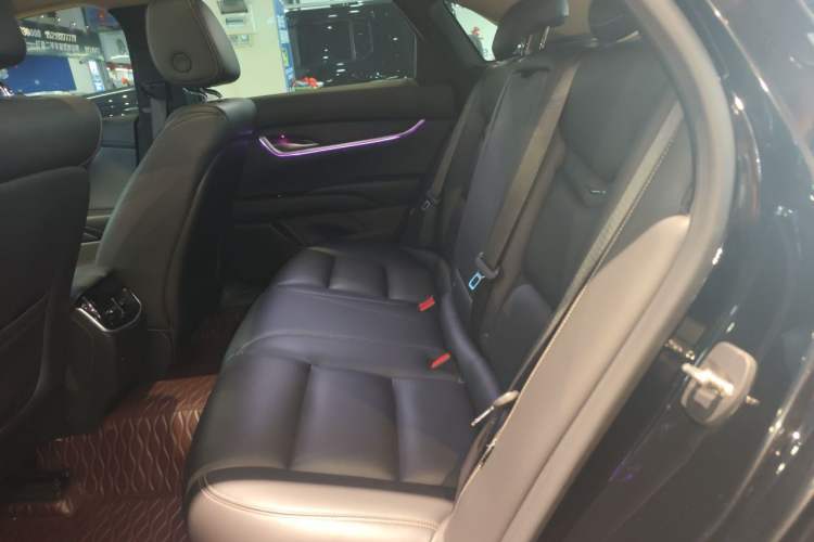 Used Cadillac XTS 2018 28T Tech Edition Left Rear Seat