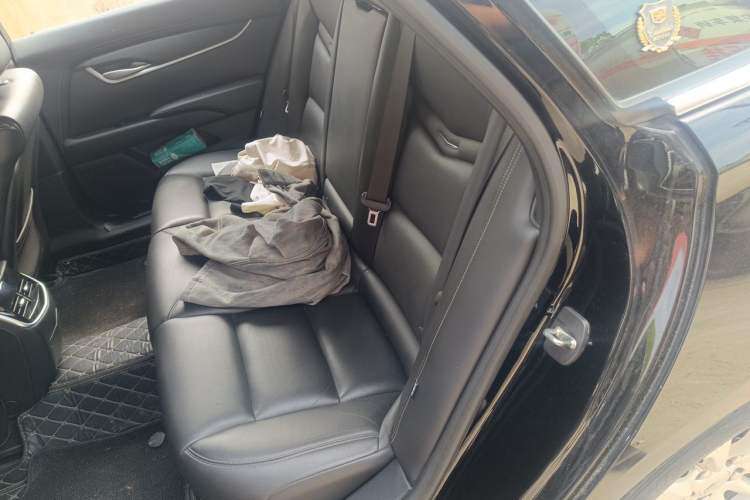 Used Cadillac XTS 2018 28T Elite Edition Left Rear Seat