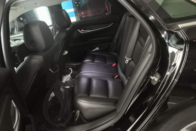 Used Cadillac XTS 2018 28T Tech Edition Left Rear Seat