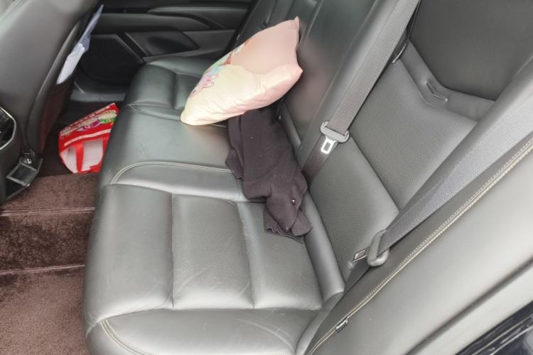 Used Cadillac XTS 2018 28T Elite Edition Left Rear Seat