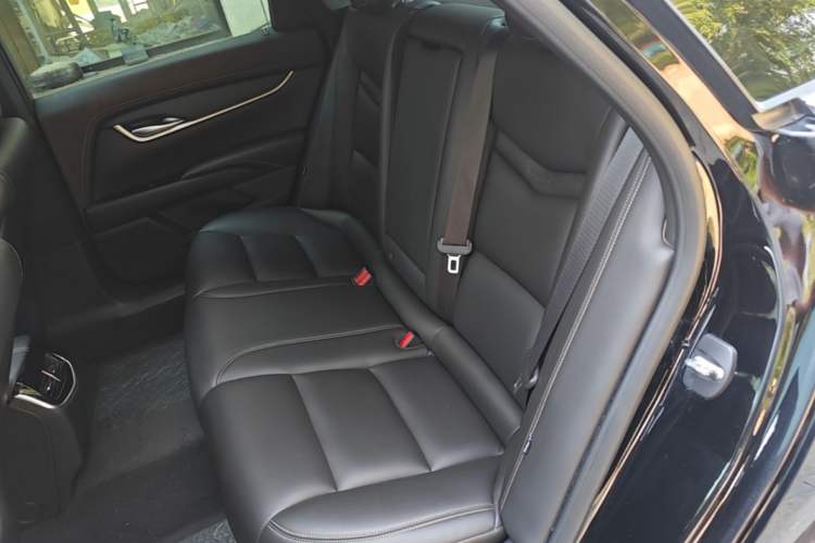 Used Cadillac XTS 2018 28T Tech Edition Left Rear Seat