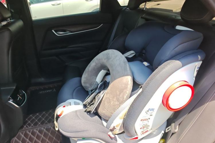 Used Cadillac XTS 2018 28T Elite Edition Left Rear Seat