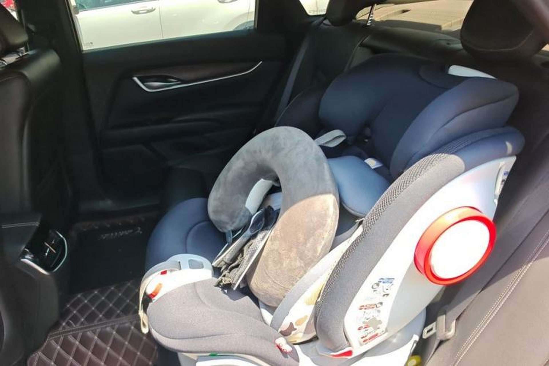 Used Cadillac XTS 2018 28T Elite Edition Left Rear Seat