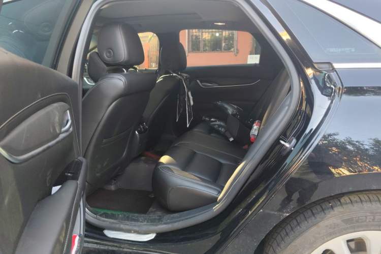 Used Cadillac XTS 2018 28T Tech Edition Left Rear Seat