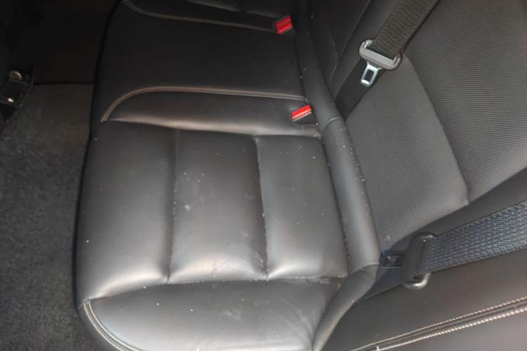 Used Cadillac XTS 2018 28T Elite Edition Left Rear Seat