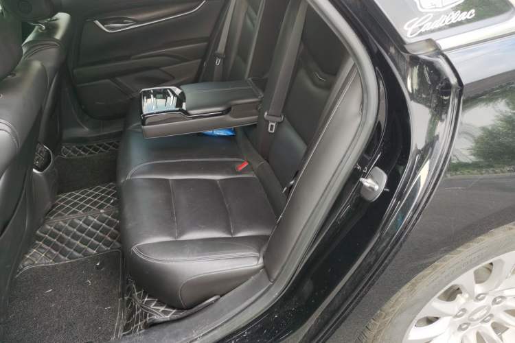 Used Cadillac XTS 2018 28T Elite Edition Left Rear Seat