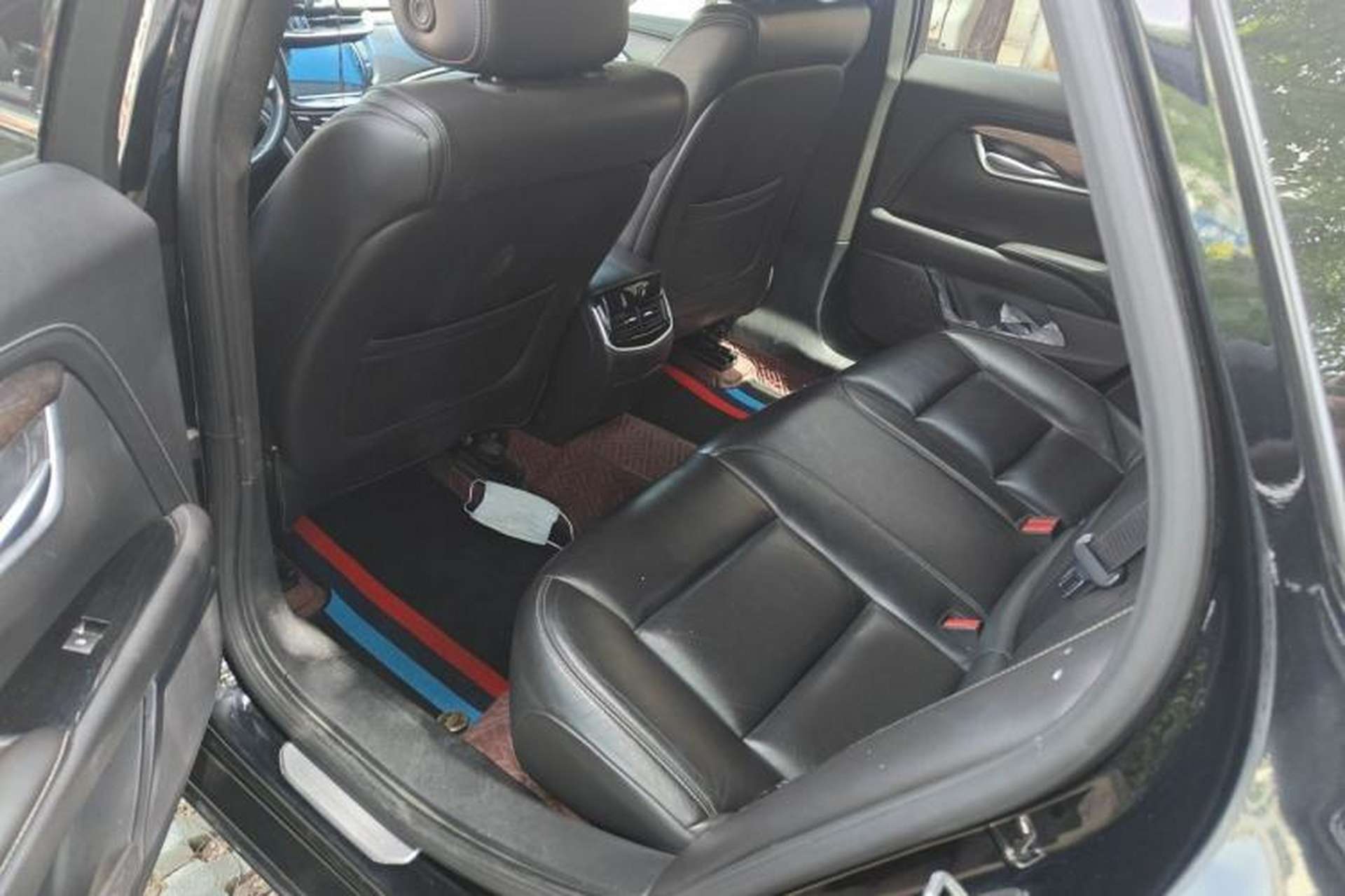 Used Cadillac XTS 2018 28T Elite Edition Left Rear Seat
