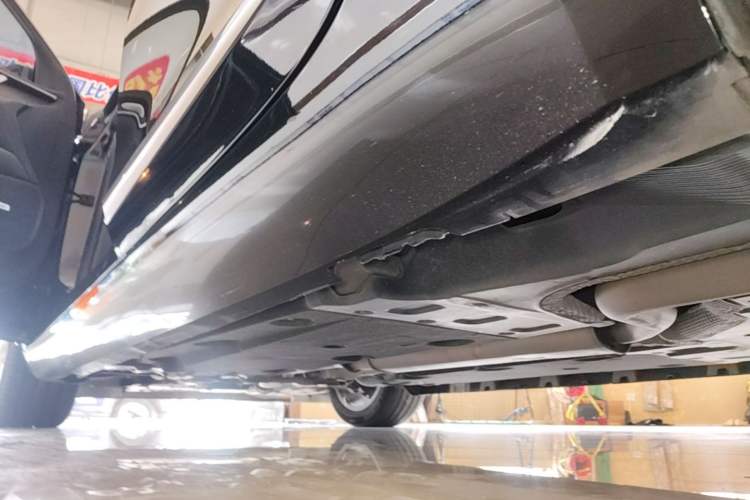 Used Cadillac XTS 2018 28T Elite Edition Left Side Sill