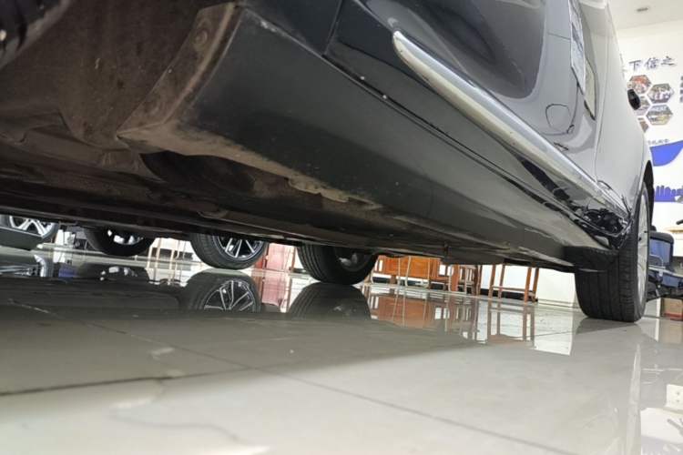 Used Cadillac XTS 2018 28T Tech Edition Left Side Sill
