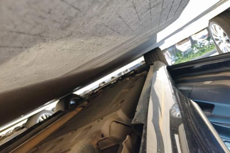 Used Cadillac XTS 2018 28T Tech Edition Left Side Sill