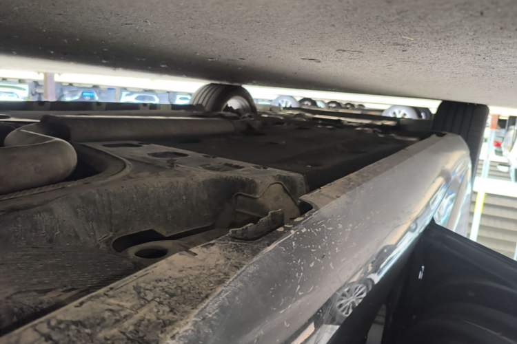 Used Cadillac XTS 2018 28T Elite Edition Left Side Sill