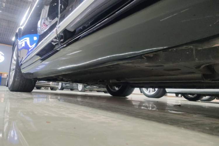 Used Cadillac XTS 2018 28T Tech Edition Left Side Sill