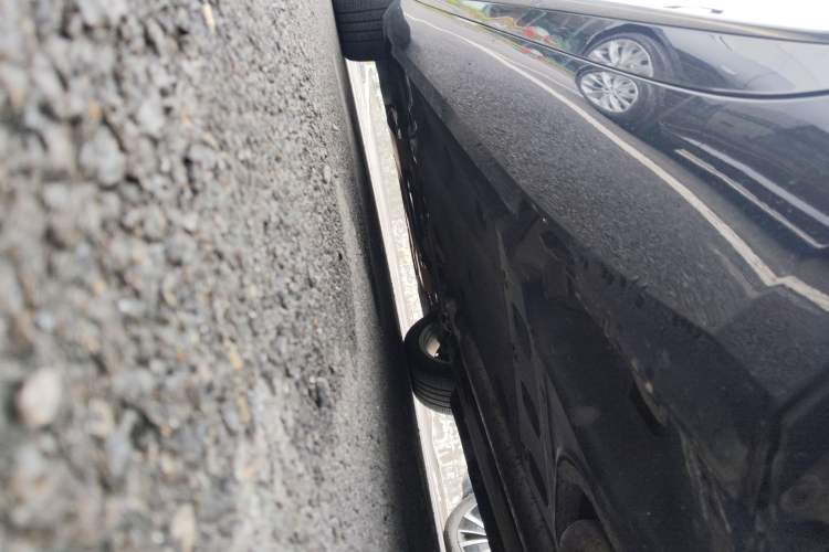 Used Cadillac XTS 2018 28T Tech Edition Left Side Sill