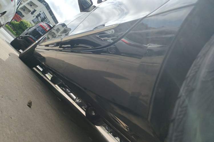Used Cadillac XTS 2018 28T Elite Edition Left Side Sill