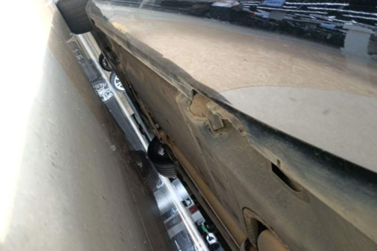 Used Cadillac XTS 2018 28T Elite Edition Left Side Sill