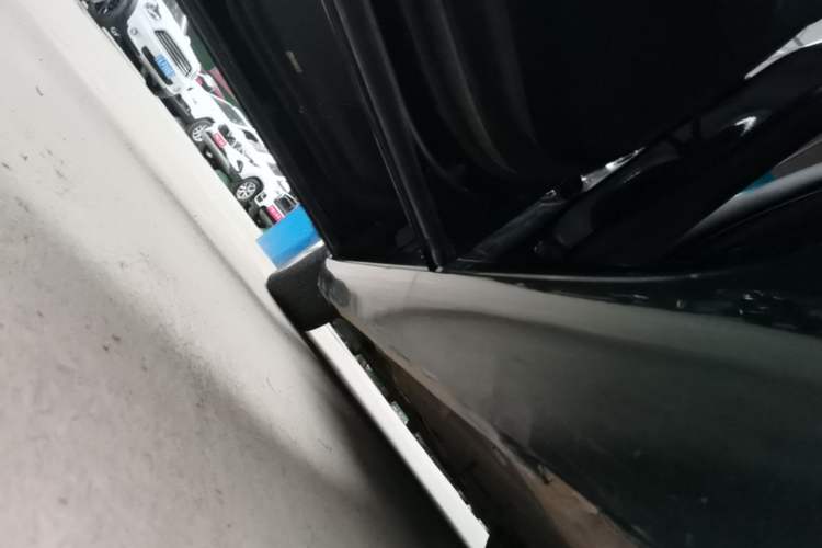 Used Cadillac XTS 2018 28T Elite Edition Left Side Sill