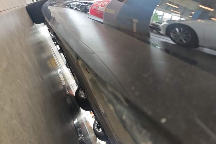 Used Cadillac XTS 2018 28T Tech Edition Left Side Sill