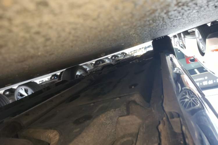 Used Cadillac XTS 2018 28T Tech Edition Left Side Sill