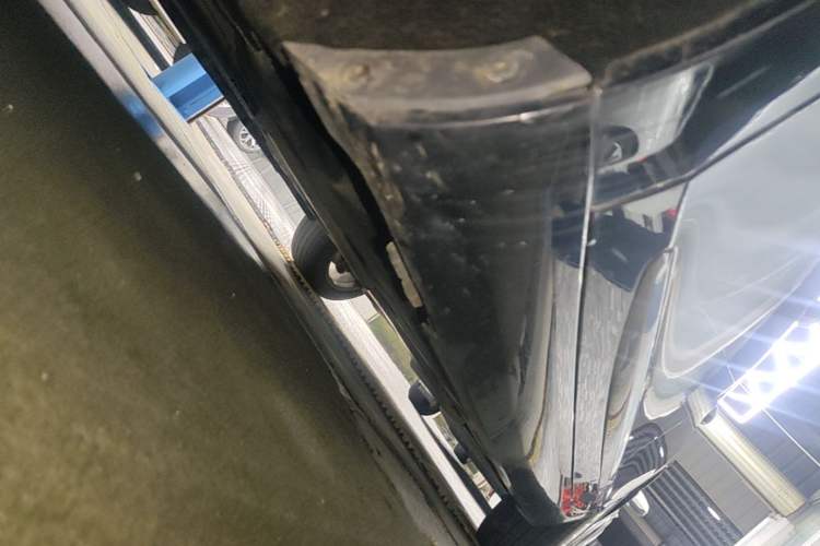 Used Cadillac XTS 2018 28T Elite Edition Left Side Sill