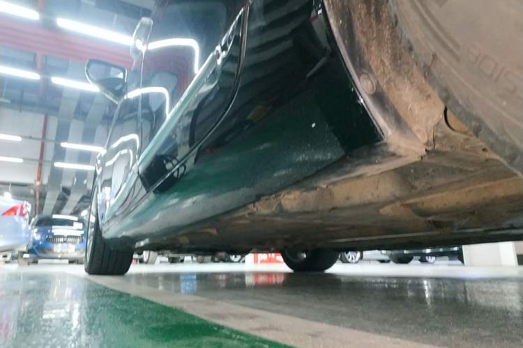 Used Cadillac XTS 2018 28T Tech Edition Left Side Sill