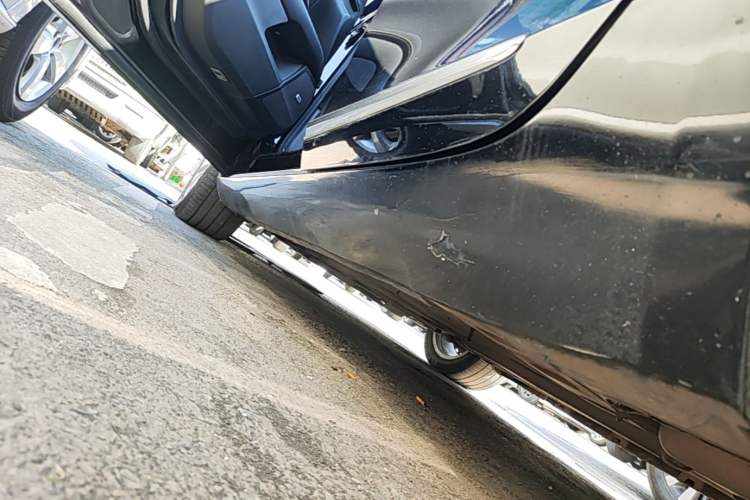Used Cadillac XTS 2018 28T Elite Edition Left Side Sill