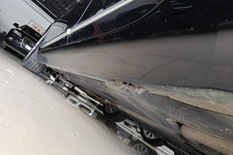 Used Cadillac XTS 2018 28T Tech Edition Left Side Sill