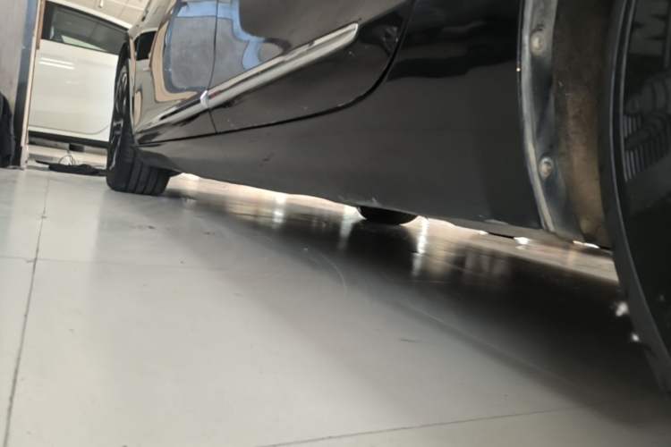 Used Cadillac XTS 2018 28T Tech Edition Left Side Sill