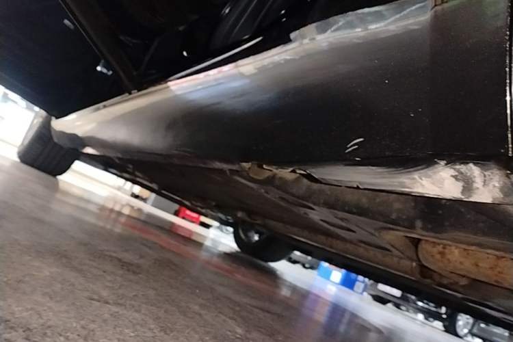 Used Cadillac XTS 2018 28T Tech Edition Left Side Sill