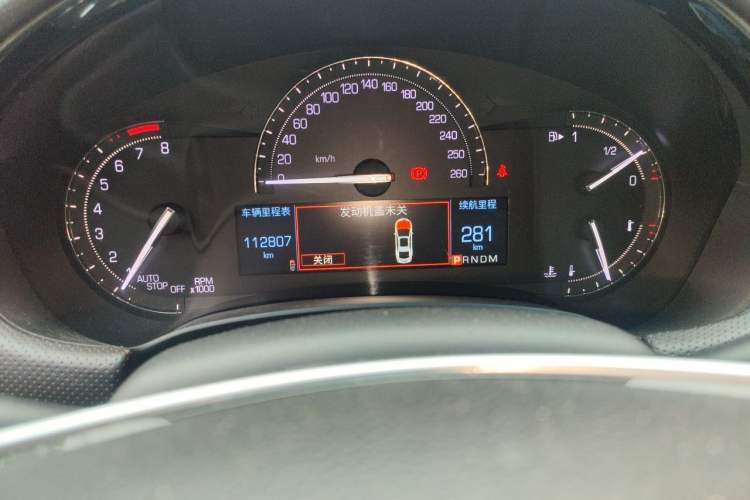 Used Cadillac XTS 2018 28T Tech Edition Odometer Close Up