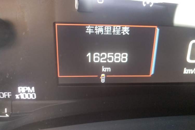 Used Cadillac XTS 2018 28T Elite Edition Odometer Close Up