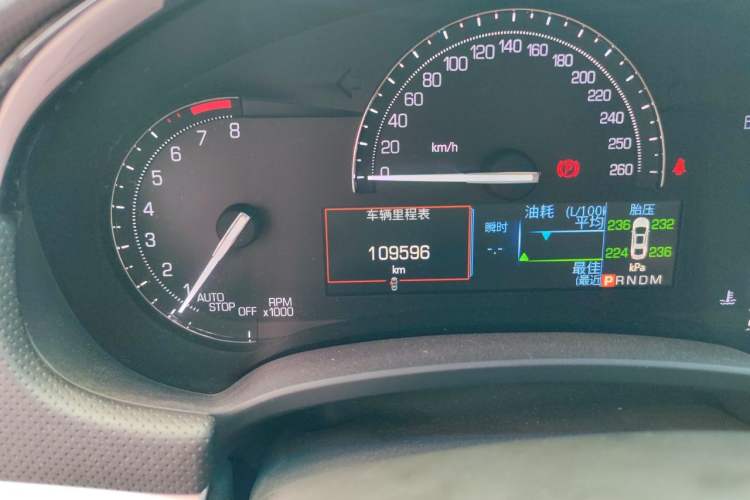 Used Cadillac XTS 2018 28T Elite Edition Odometer Close Up