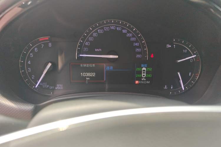 Used Cadillac XTS 2018 28T Elite Edition Odometer Close Up