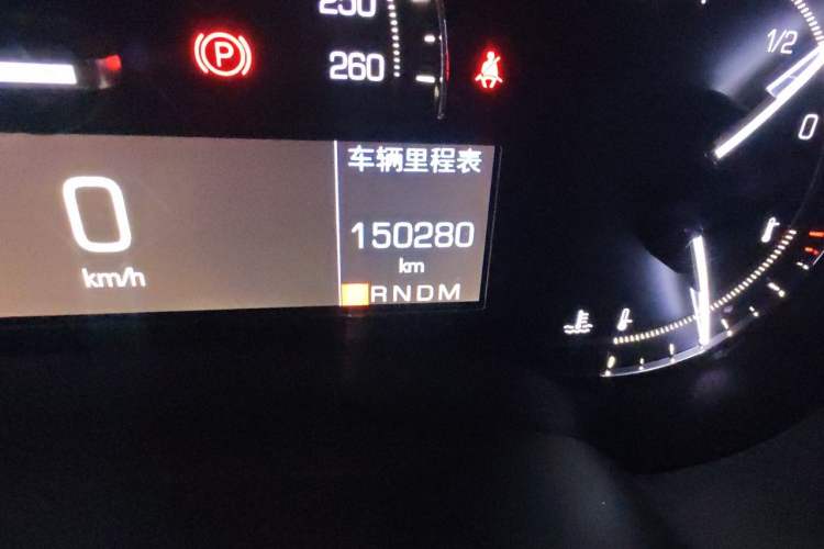 Used Cadillac XTS 2018 28T Elite Edition Odometer Close Up