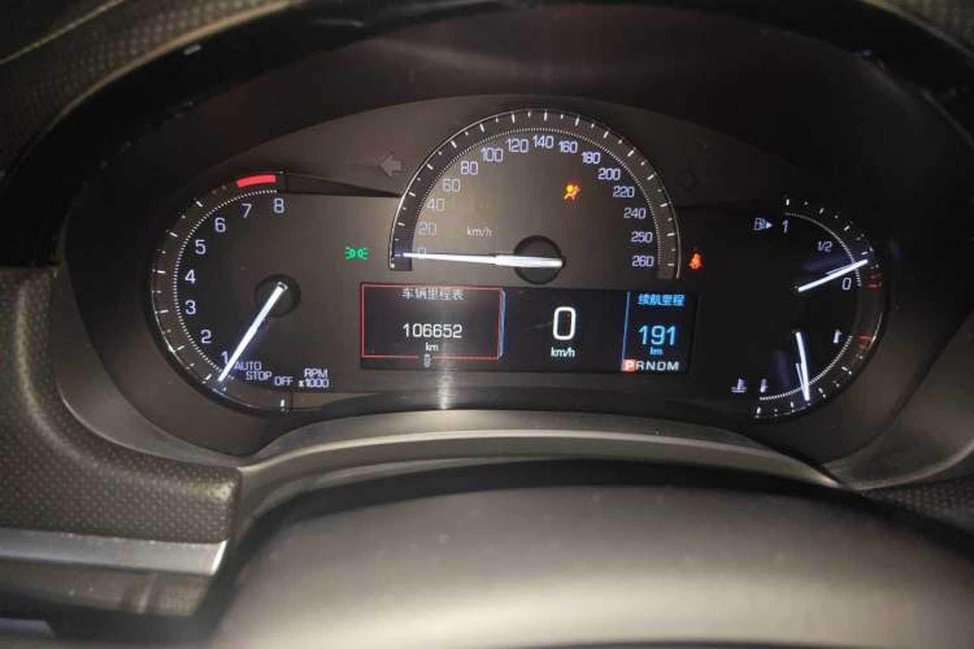 Used Cadillac XTS 2018 28T Tech Edition Odometer Close Up