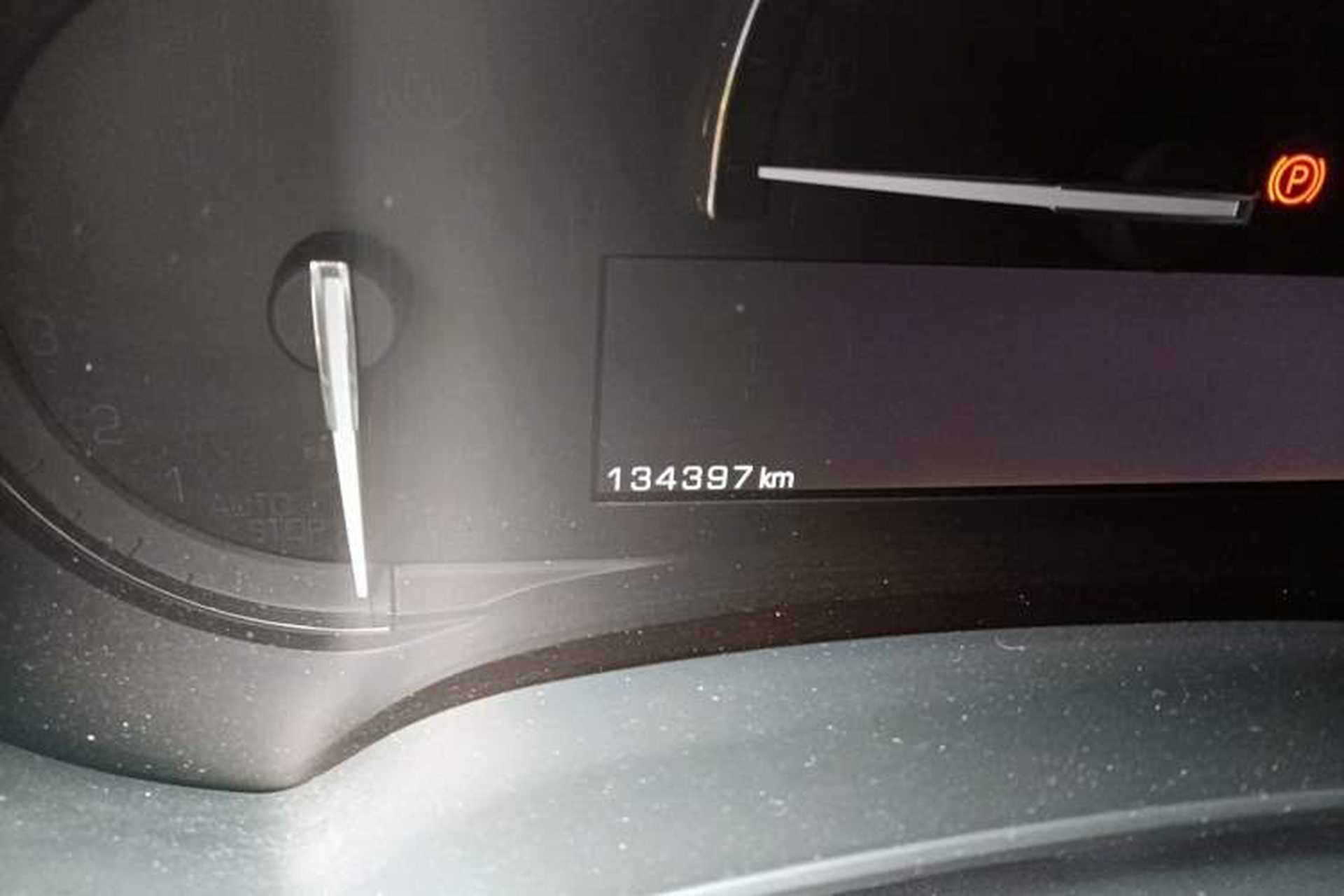 Used Cadillac XTS 2018 28T Elite Edition Odometer Close Up