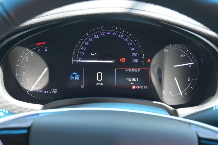 Used Cadillac XTS 2018 28T Tech Edition Odometer Close Up