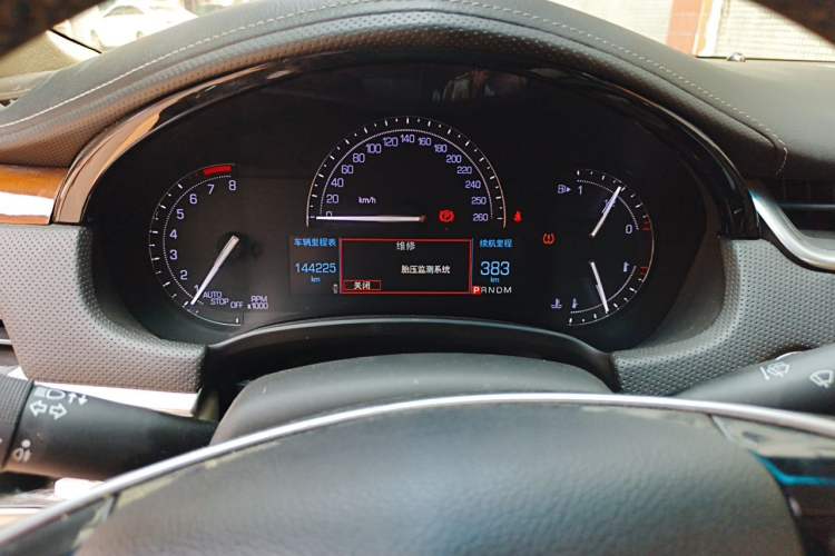 Used Cadillac XTS 2018 28T Elite Edition Odometer Close Up