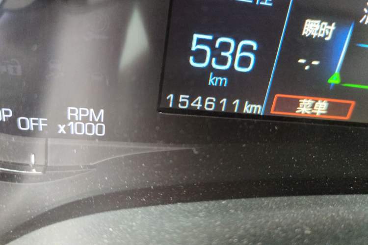 Used Cadillac XTS 2018 28T Tech Edition Odometer Close Up