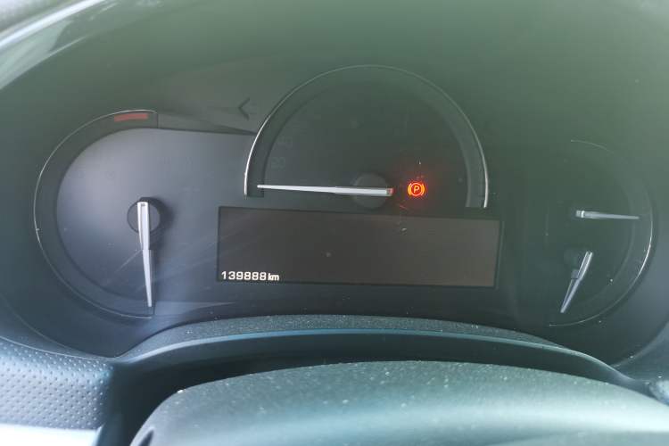 Used Cadillac XTS 2018 28T Tech Edition Odometer Close Up
