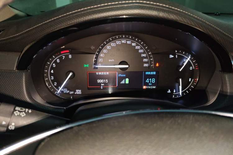 Used Cadillac XTS 2018 28T Tech Edition Odometer Close Up